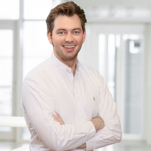 Dr. med. Philip Schüppler Dr. med. Philip Schüppler