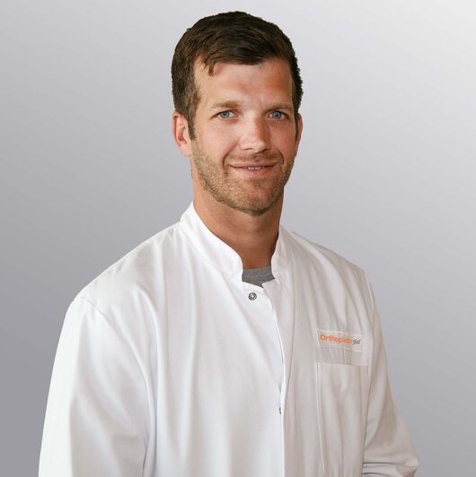 Dr. med. Andreas Buhs Dr. med. Andreas Buhs