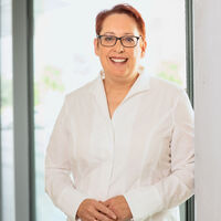 Dr. med. Rita Bertels Dr. med. Rita Bertels