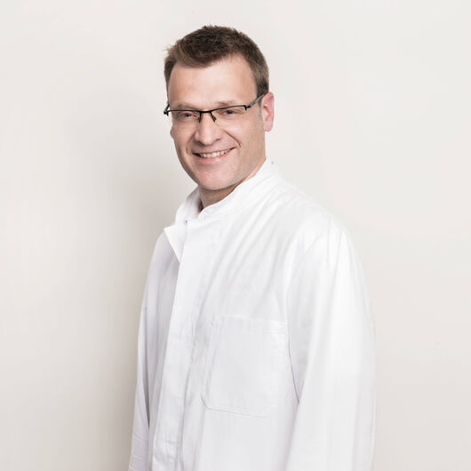 Prof. Dr. med. Klaus Wasser; Facharzt für Radiologie und Nuklearmedizin Prof. Dr. med. Klaus Wasser; Facharzt für Radiologie und Nuklearmedizin