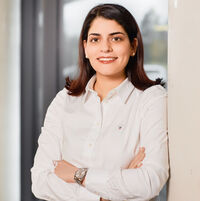 Dr. med. Carmen Bolouri Dr. med. Carmen Bolouri