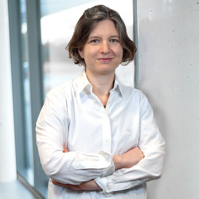 Dr. med. Julia Thakran