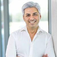 Dr. med. Ali Nassrollahi Dr. med. Ali Nassrollahi