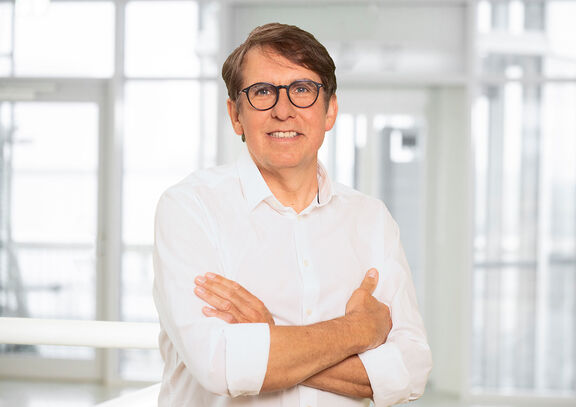 Dr. Volker Laute Dr. Volker Laute