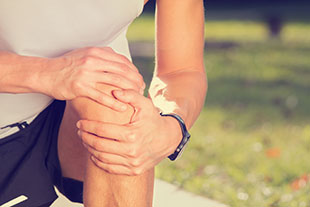 Jogger verletzt Knie Jogger verletzt Knie